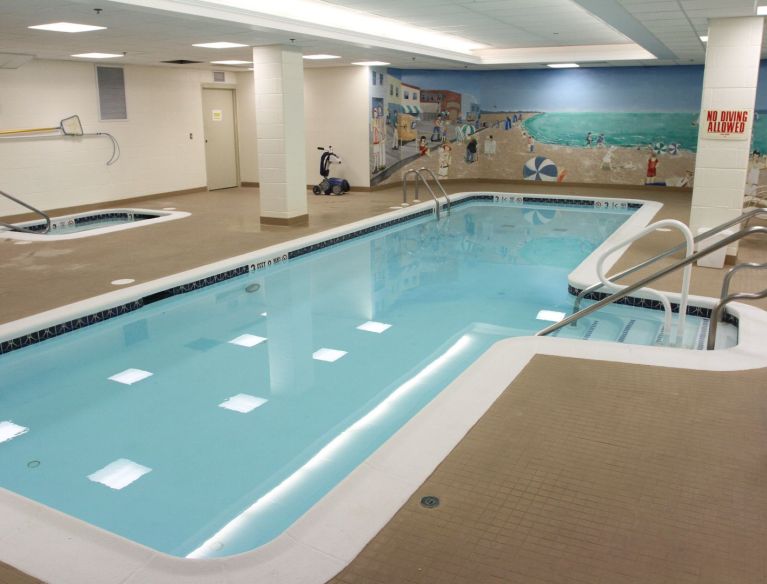 indoor_pool.JPG